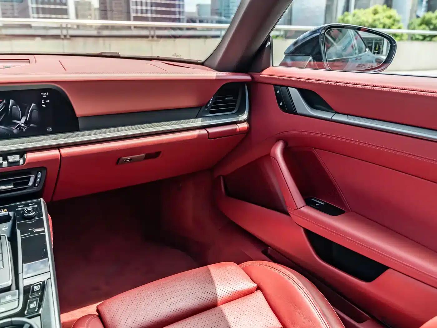 2023 Porsche 911 Carrera 3.0T — миниатюра 24