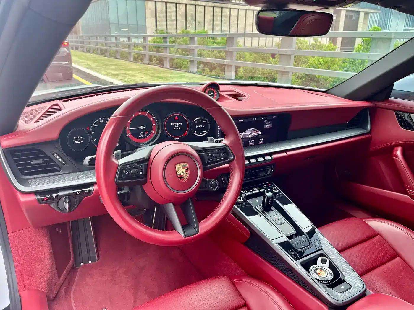 Porsche 911 2020 Carrera 3.0T — миниатюра 9