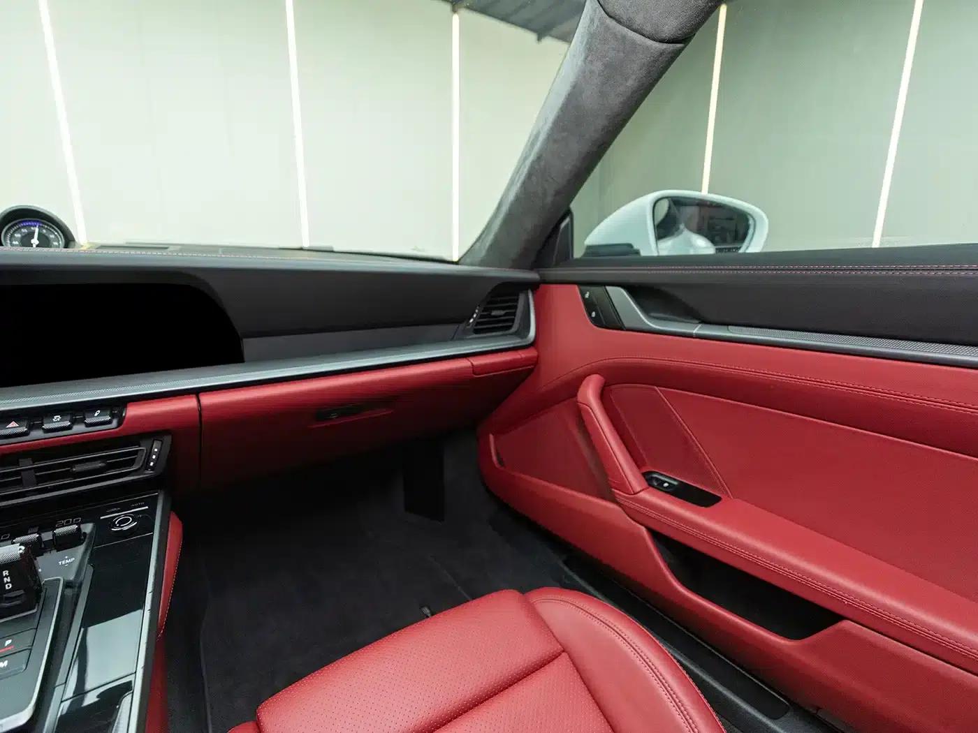 2023 Porsche 911 Carrera 3.0T — миниатюра 3
