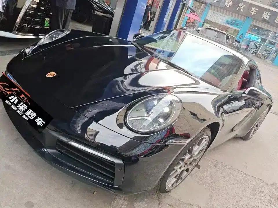 Porsche 911 2020 Carrera 3.0T — миниатюра 1