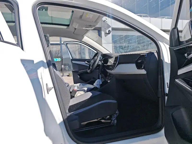 Jetta VS7 2024 280TSI Automatic Pioneer Edition — миниатюра 8