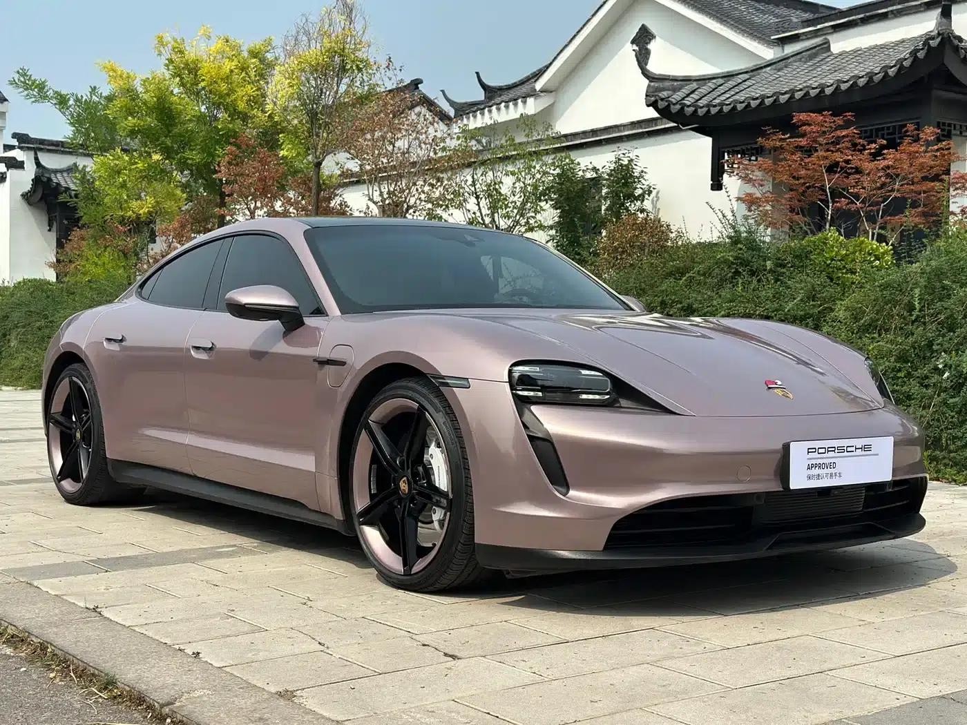 2022 Taycan Facelift — миниатюра 3