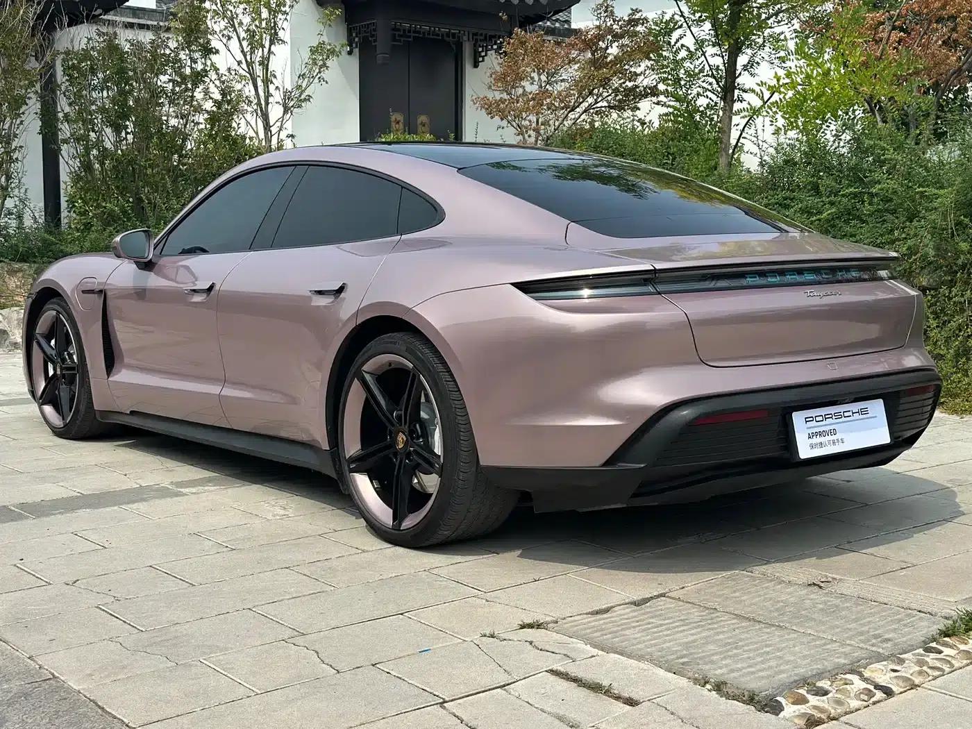 2022 Taycan Facelift — миниатюра 7