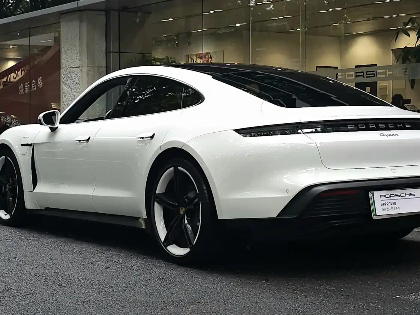 2022 Taycan — миниатюра 4