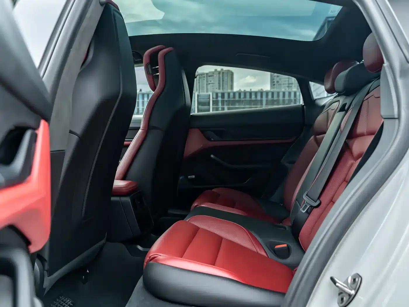 2019 Taycan Turbo — миниатюра 14