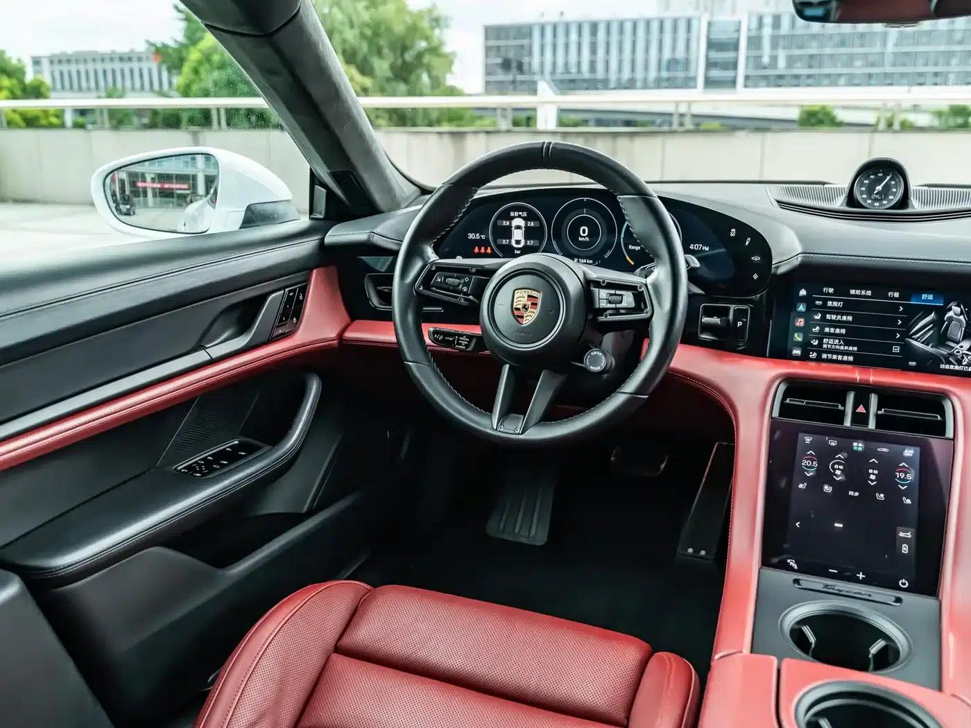 2019 Taycan Turbo — миниатюра 25
