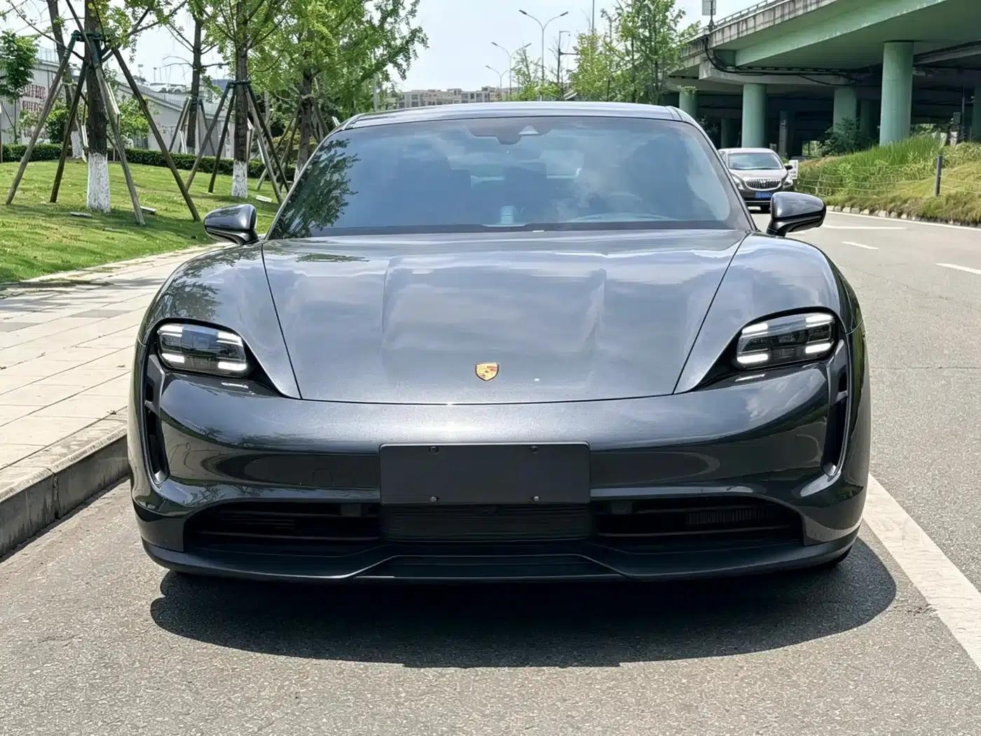 2022 Taycan Facelift — миниатюра 2