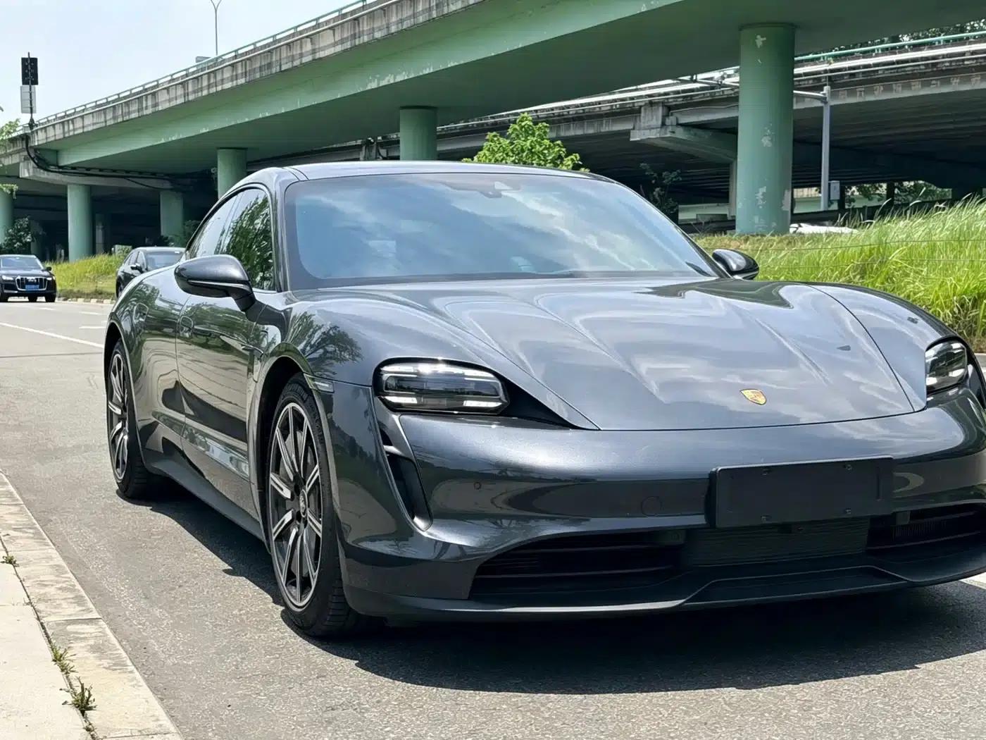 2022 Taycan Facelift — миниатюра 3