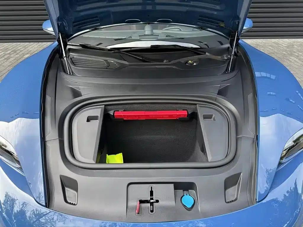 2020 Taycan — миниатюра 9