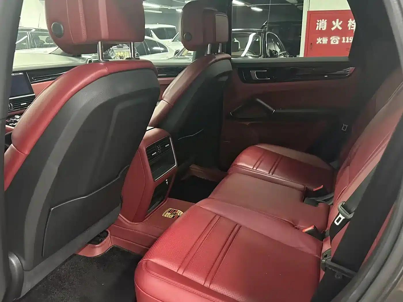 2020 Cayenne E-Hybrid 2.0T — миниатюра 16
