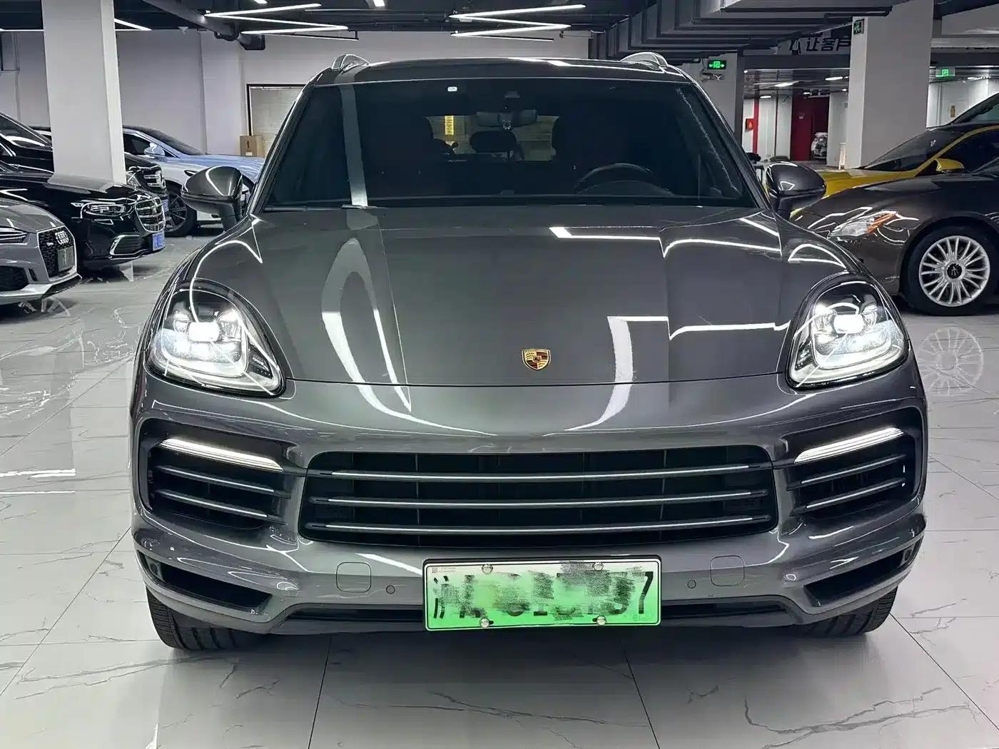 2020 Cayenne E-Hybrid 2.0T — миниатюра 3