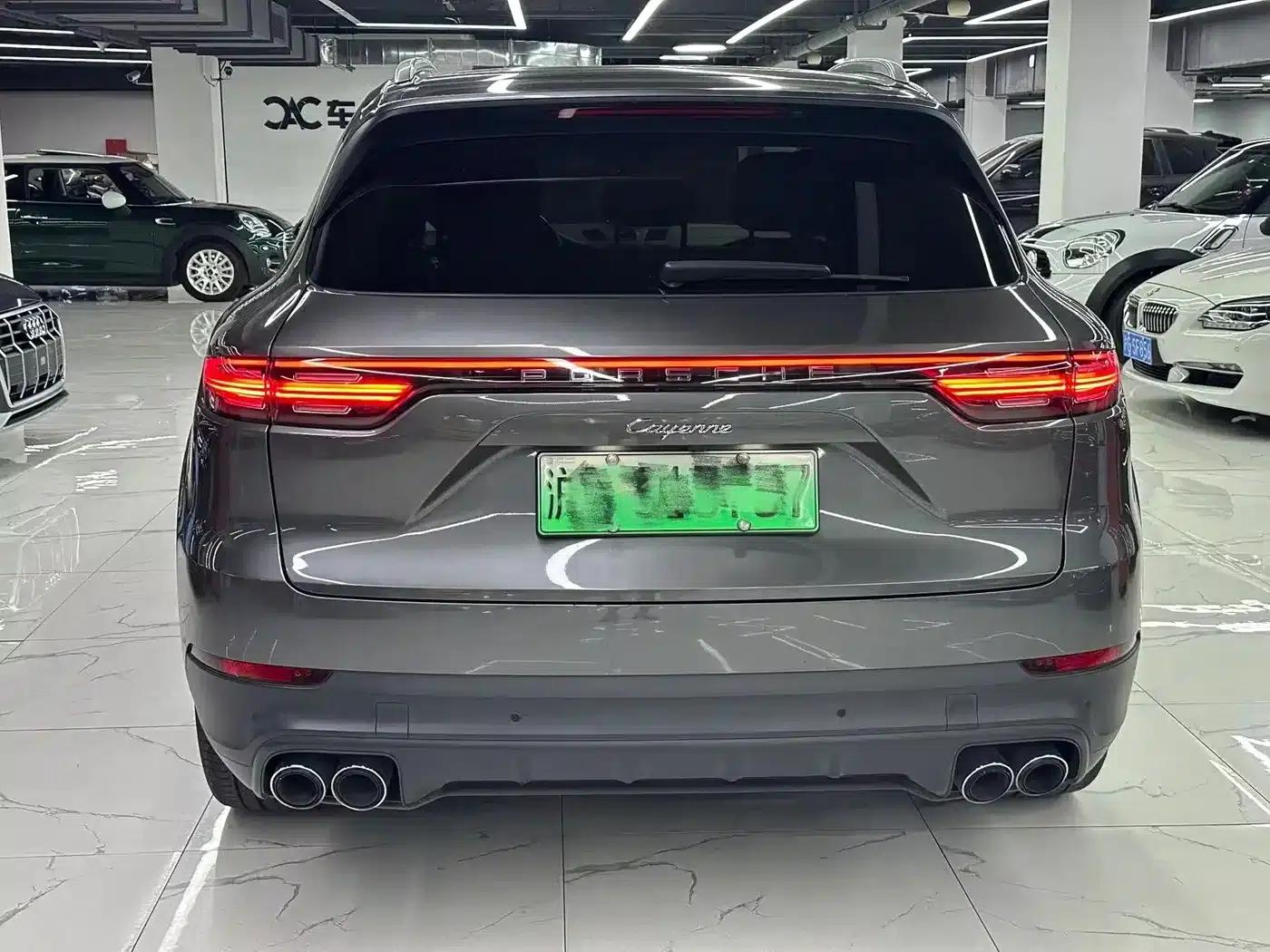 2020 Cayenne E-Hybrid 2.0T — миниатюра 4
