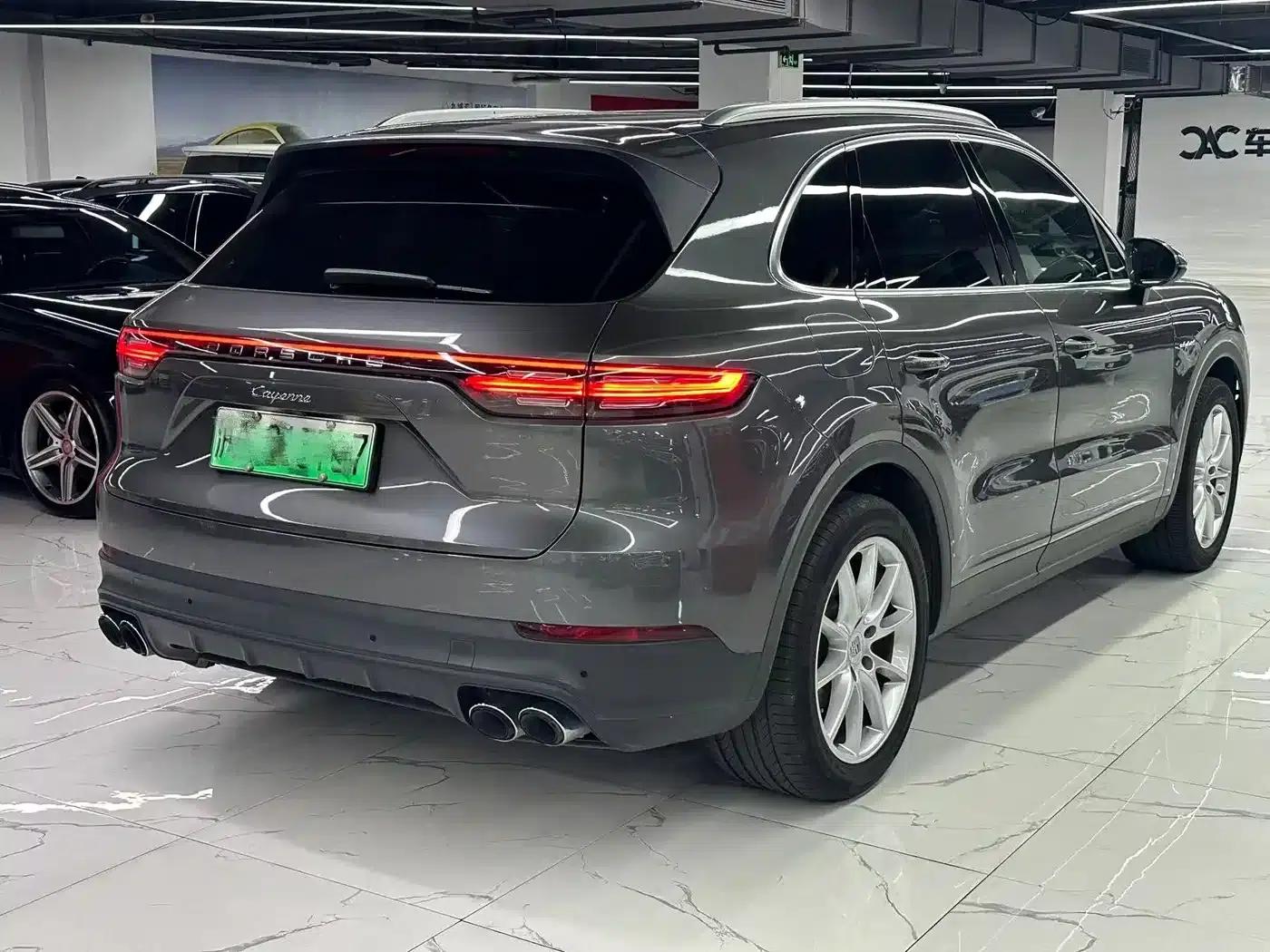 2020 Cayenne E-Hybrid 2.0T — миниатюра 5
