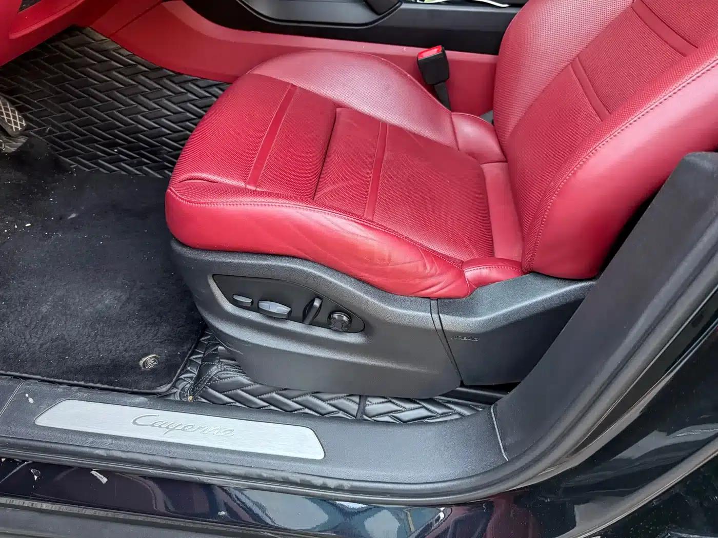 2022 Cayenne E-Hybrid 2.0T Platinum Edition — миниатюра 13