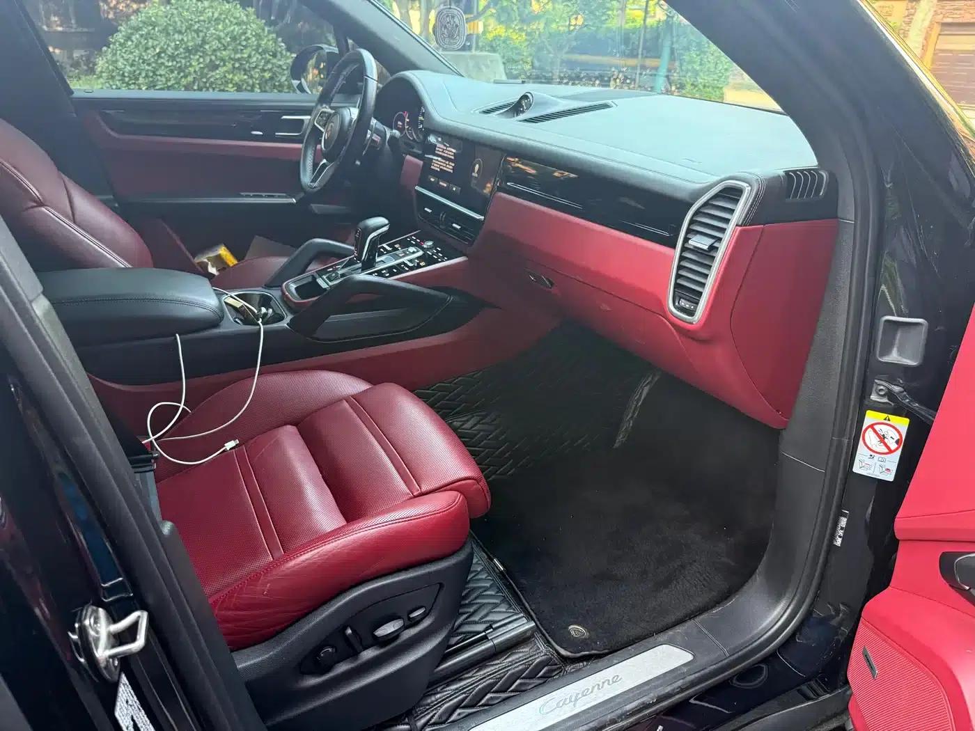 2022 Cayenne E-Hybrid 2.0T Platinum Edition — миниатюра 14