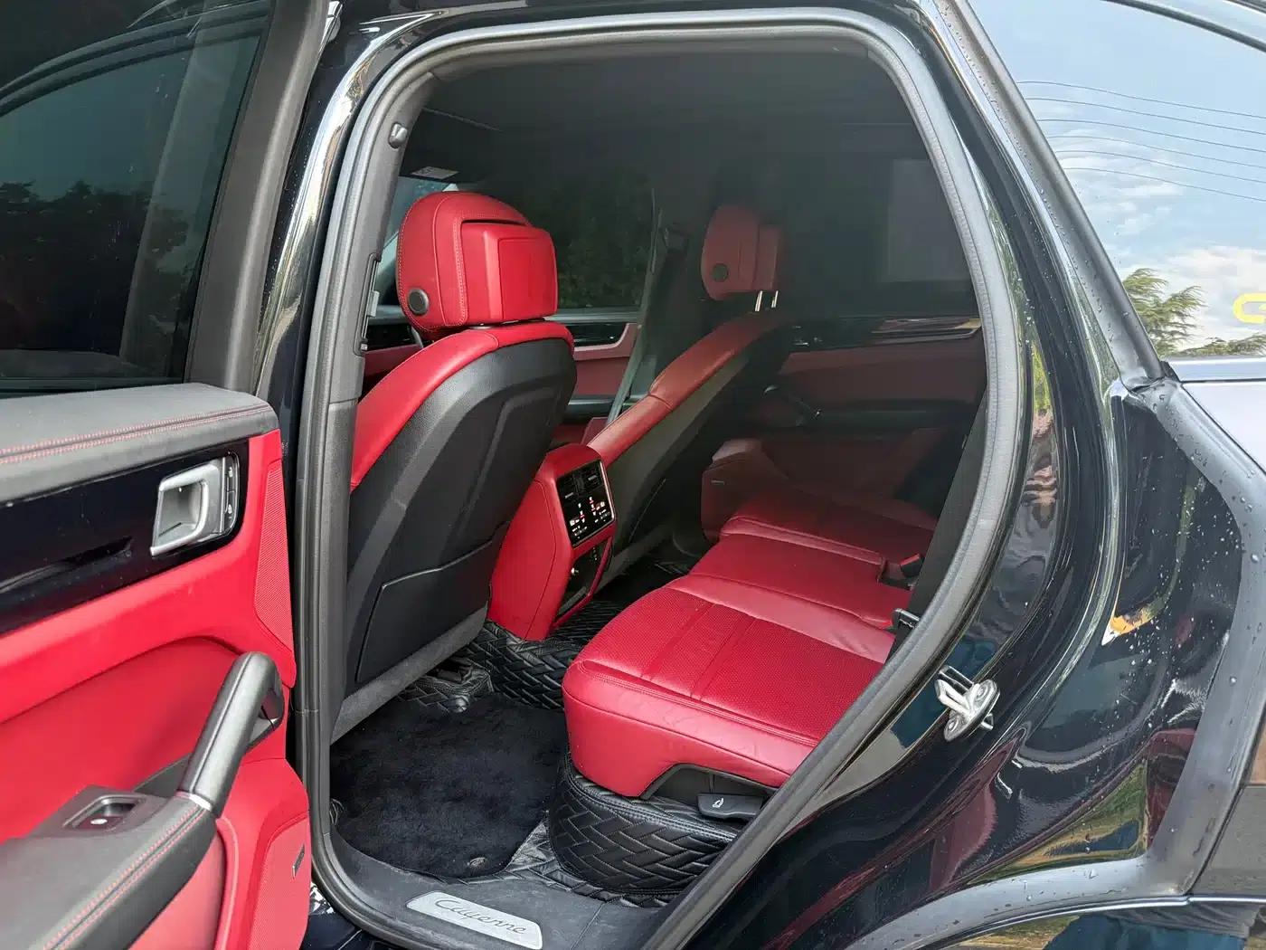 2022 Cayenne E-Hybrid 2.0T Platinum Edition — миниатюра 8