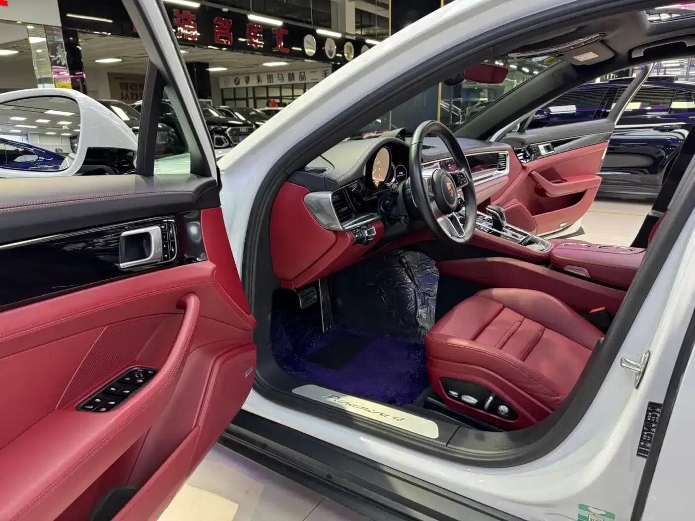 Panamera 4 E-Hybrid 2018 Model 2.9T — миниатюра 11