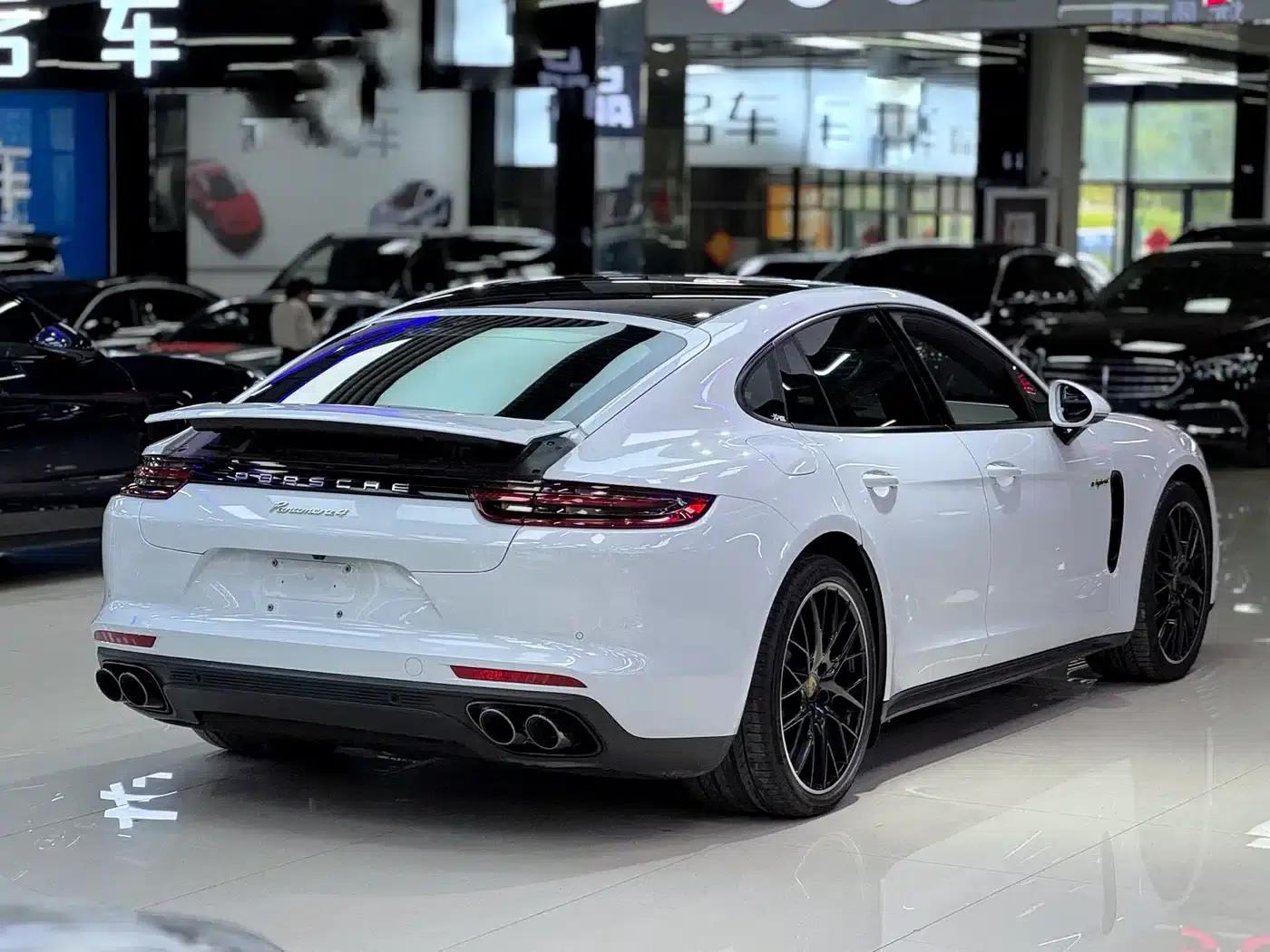Panamera 4 E-Hybrid 2018 Model 2.9T — миниатюра 14