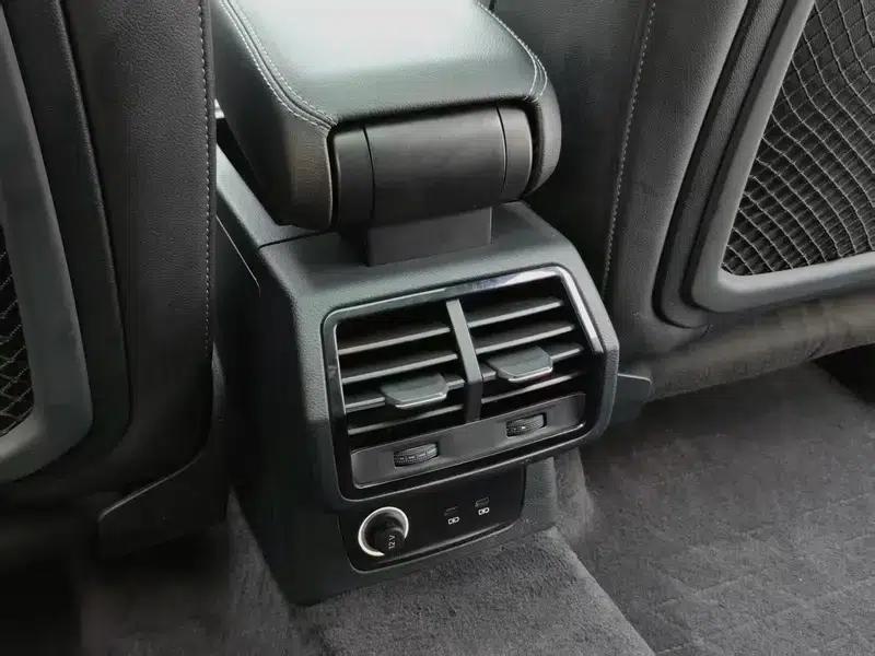 Audi Q3 2023 35 TFSI Fashion Dynamic Edition — миниатюра 11