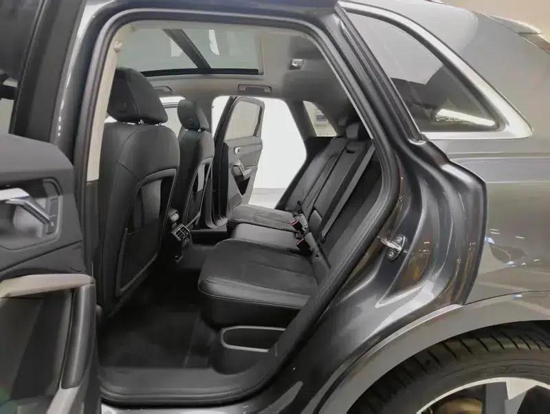 Audi Q3 2023 35 TFSI Fashion Dynamic Edition — миниатюра 18