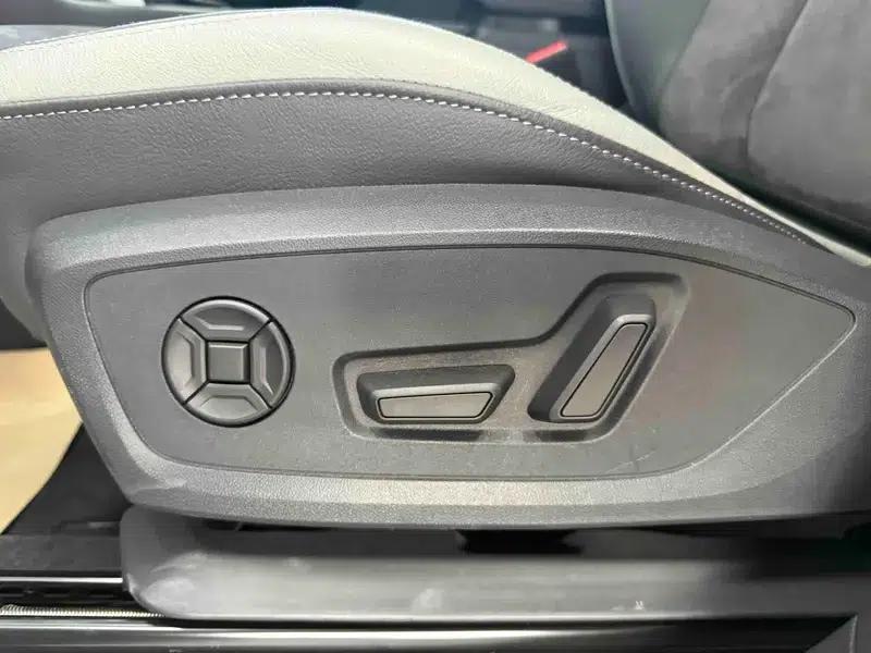 Audi Q3 2022 35 TFSI Progressive Dynamic — миниатюра 18