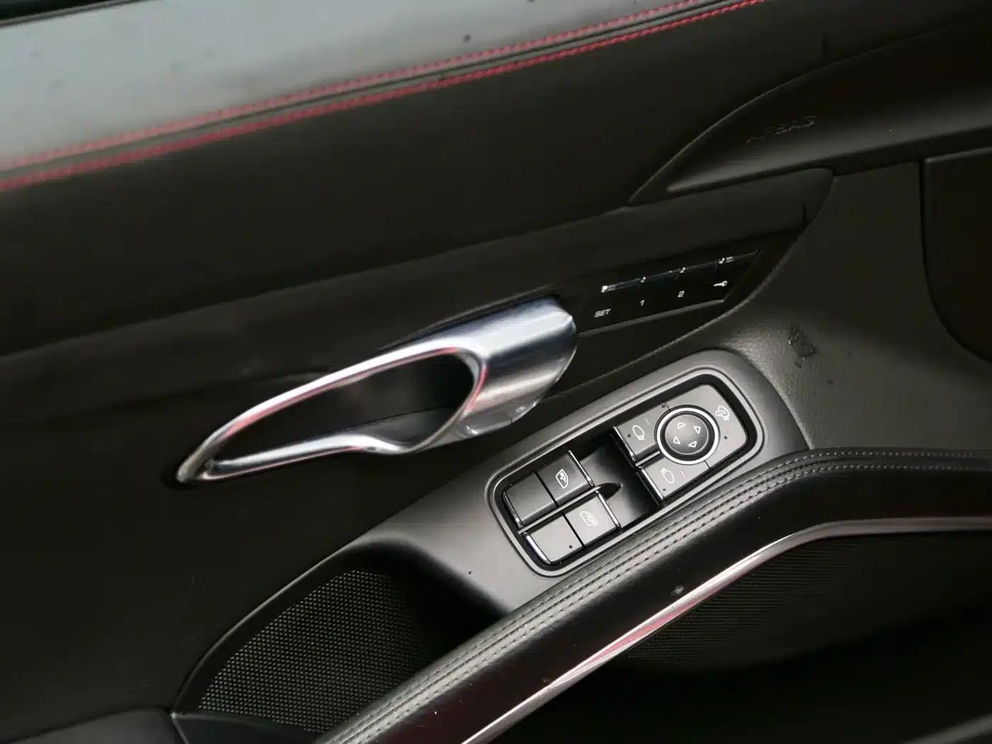 2015 Cayman Style Edition 2.7L — миниатюра 16