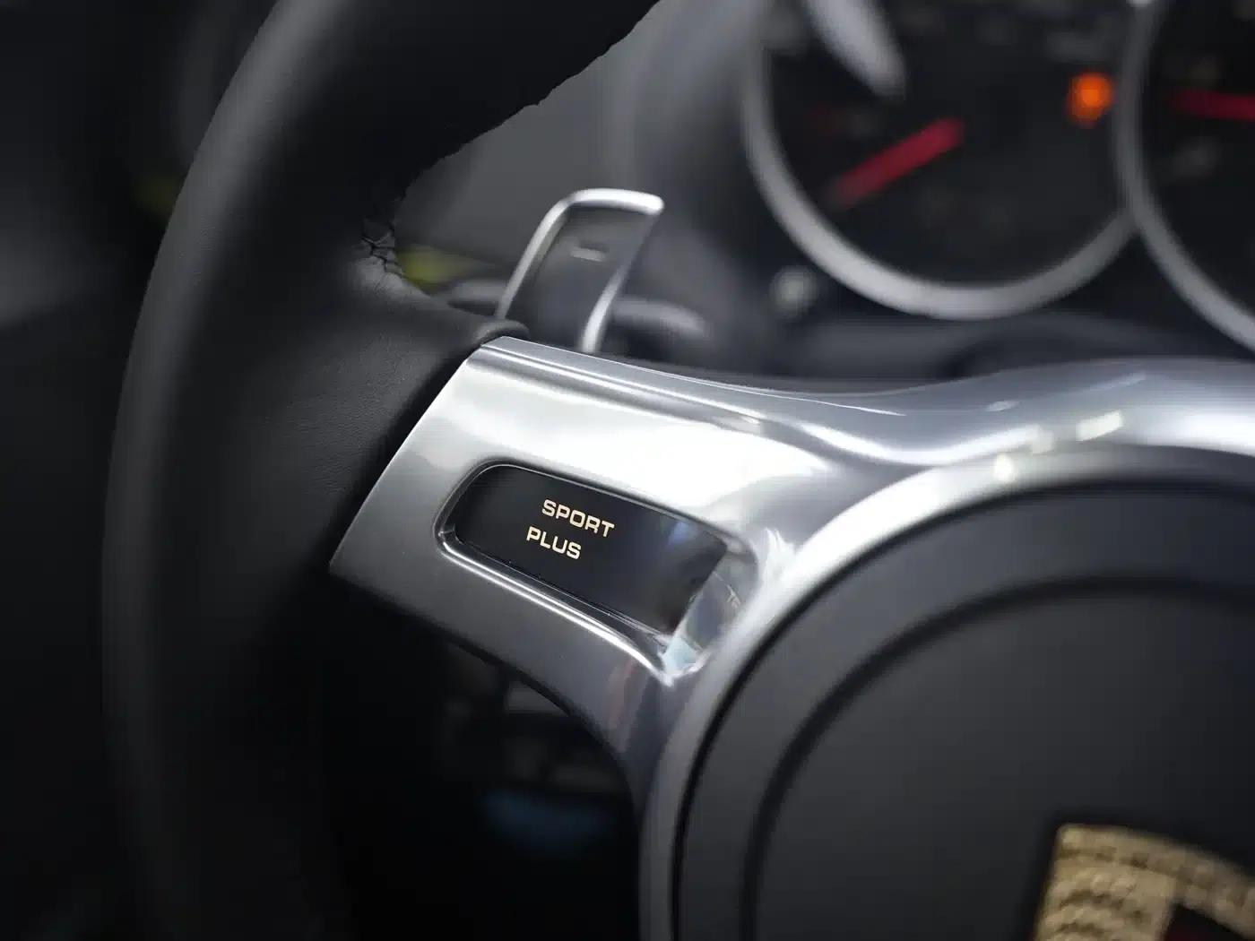2012 Cayman R 3.4L — миниатюра 24