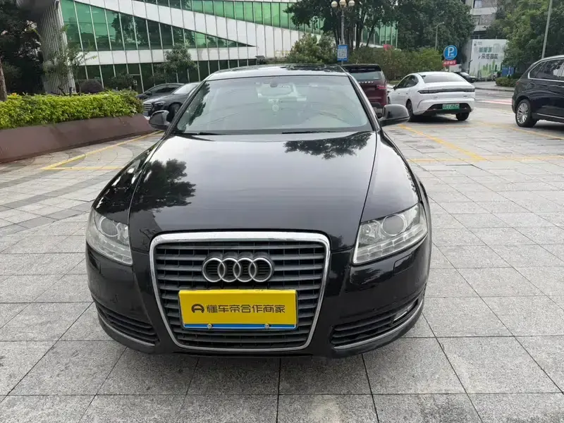 Audi A6L 2012 TFSI Standard Edition — миниатюра 2