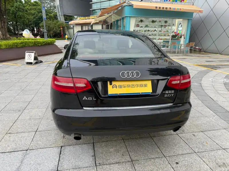 Audi A6L 2012 TFSI Standard Edition — миниатюра 6