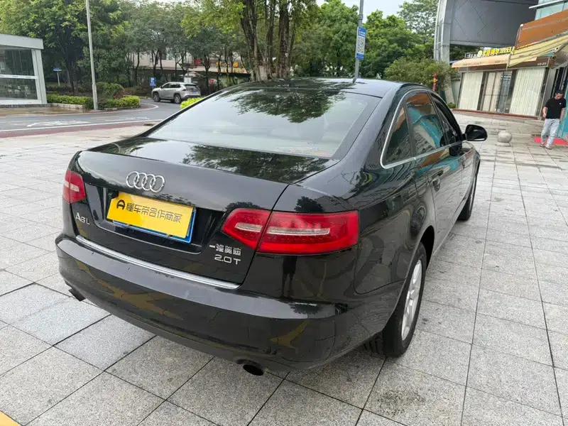 Audi A6L 2012 TFSI Standard Edition — миниатюра 7