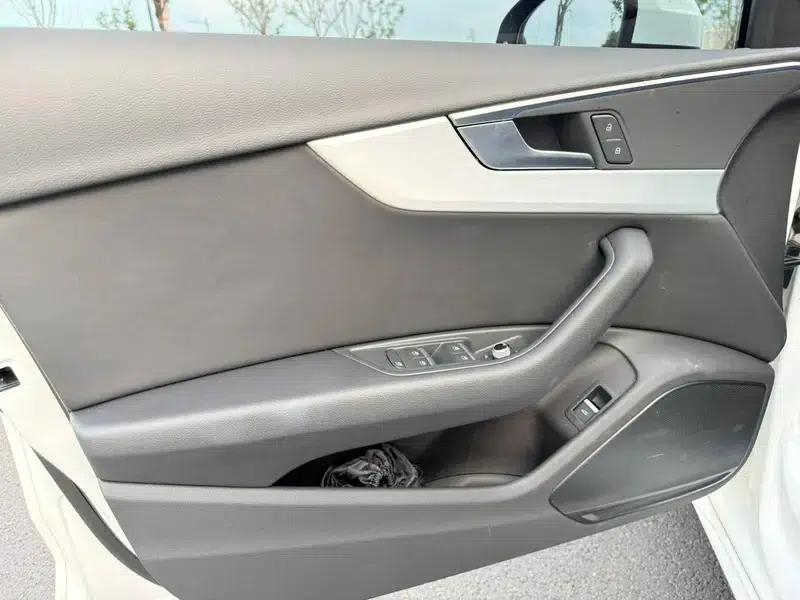 Audi A4L 2023 40 TFSI Fashion Dynamic Edition — миниатюра 11