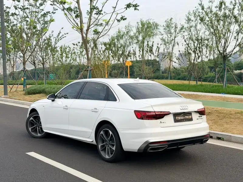 Audi A4L 2023 40 TFSI Fashion Dynamic Edition — миниатюра 5
