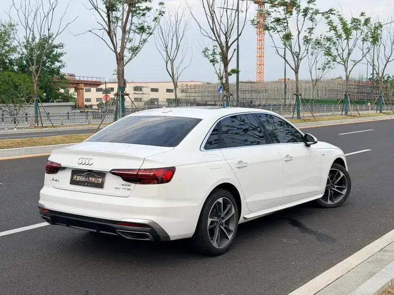 Audi A4L 2023 40 TFSI Fashion Dynamic Edition — миниатюра 7