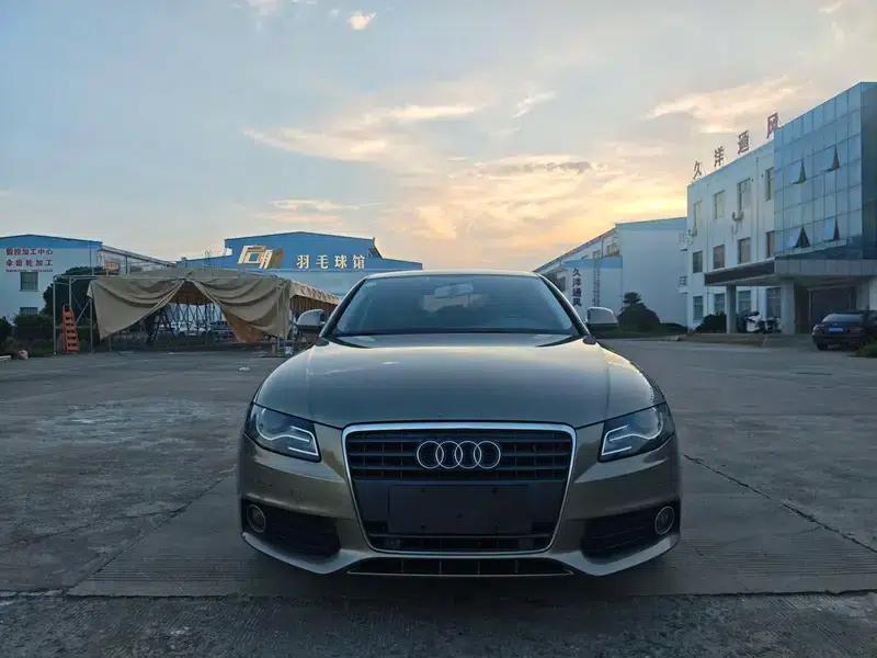 Audi A4L 2012 2.0 TFSI Automatic Technology Edition — миниатюра 2