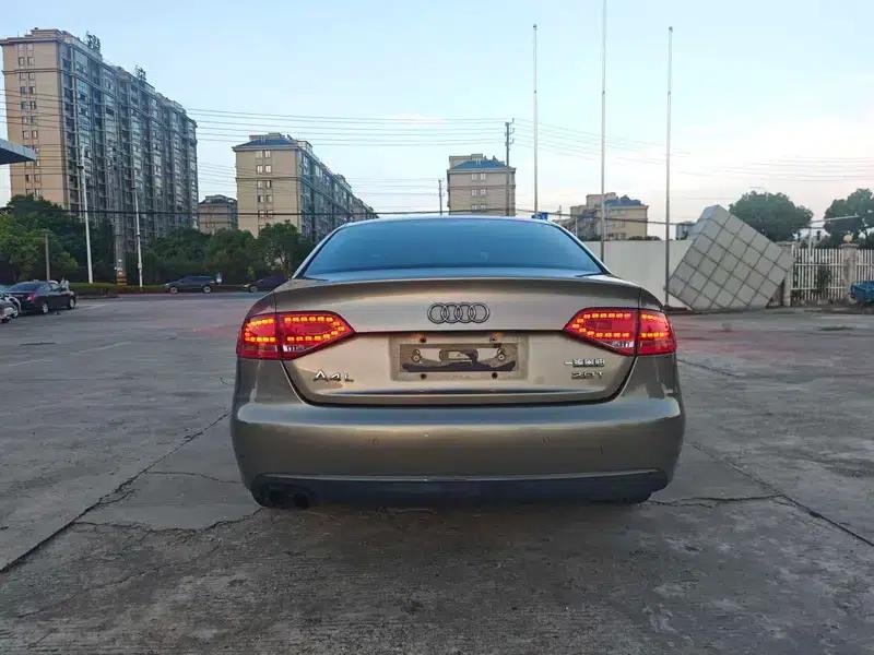 Audi A4L 2012 2.0 TFSI Automatic Technology Edition — миниатюра 5