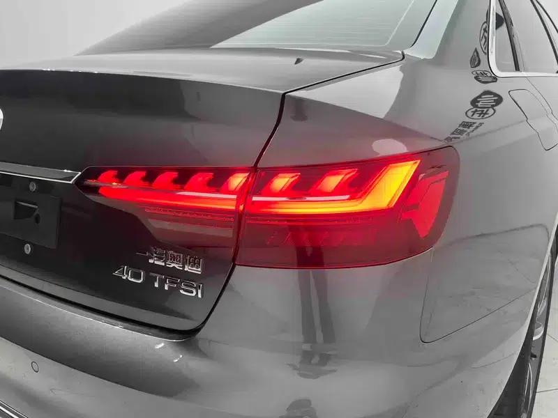 Audi A4L 2022 40 TFSI Fashion Dynamic Edition — миниатюра 9
