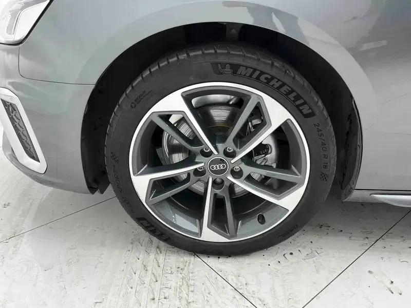 Audi A4L 2022 40 TFSI Fashion Dynamic Edition — миниатюра 10