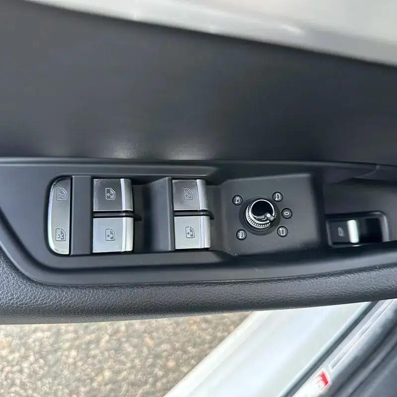 Audi A4L 2023 40 TFSI Fashion Dynamic Edition — миниатюра 23