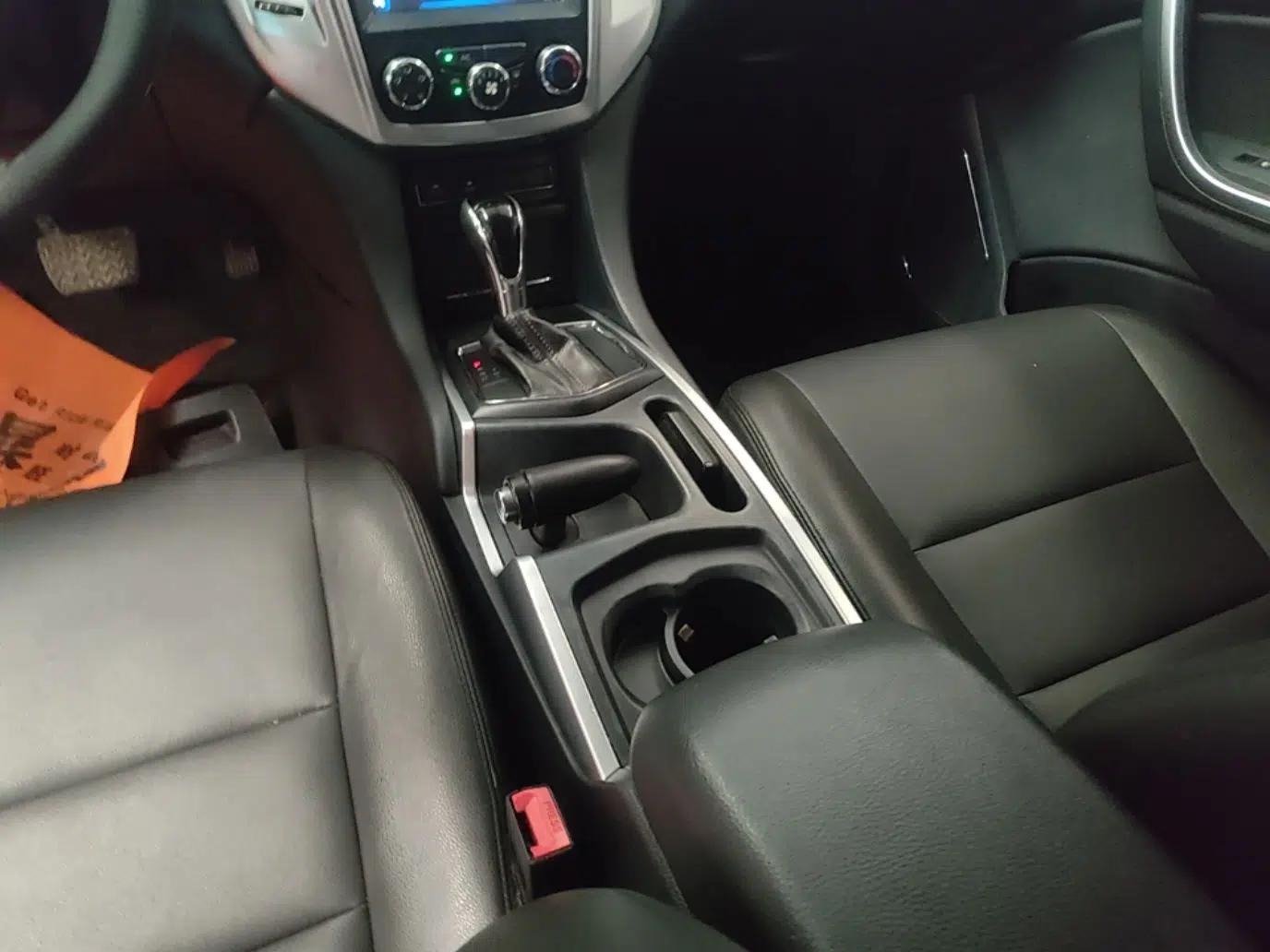 JMC Yusheng S350 2013 2.4T Automatic 2WD Diesel Luxury Edition 5 Seats — миниатюра 16