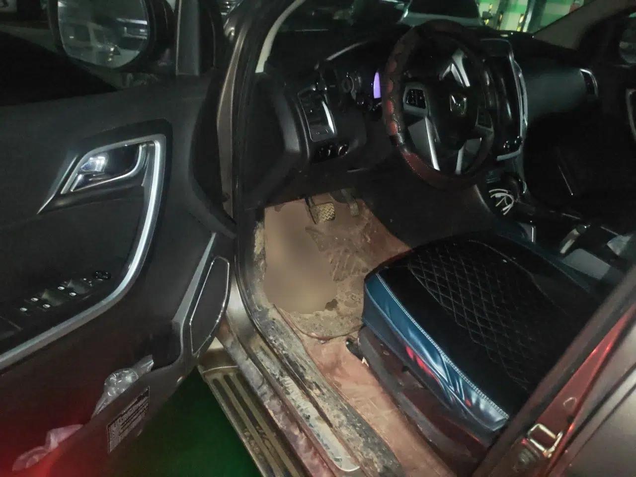 JMC Yusheng S350 2014 2.4T Automatic 4x4 Diesel Luxury Version with Sunroof 5 Seats — миниатюра 16