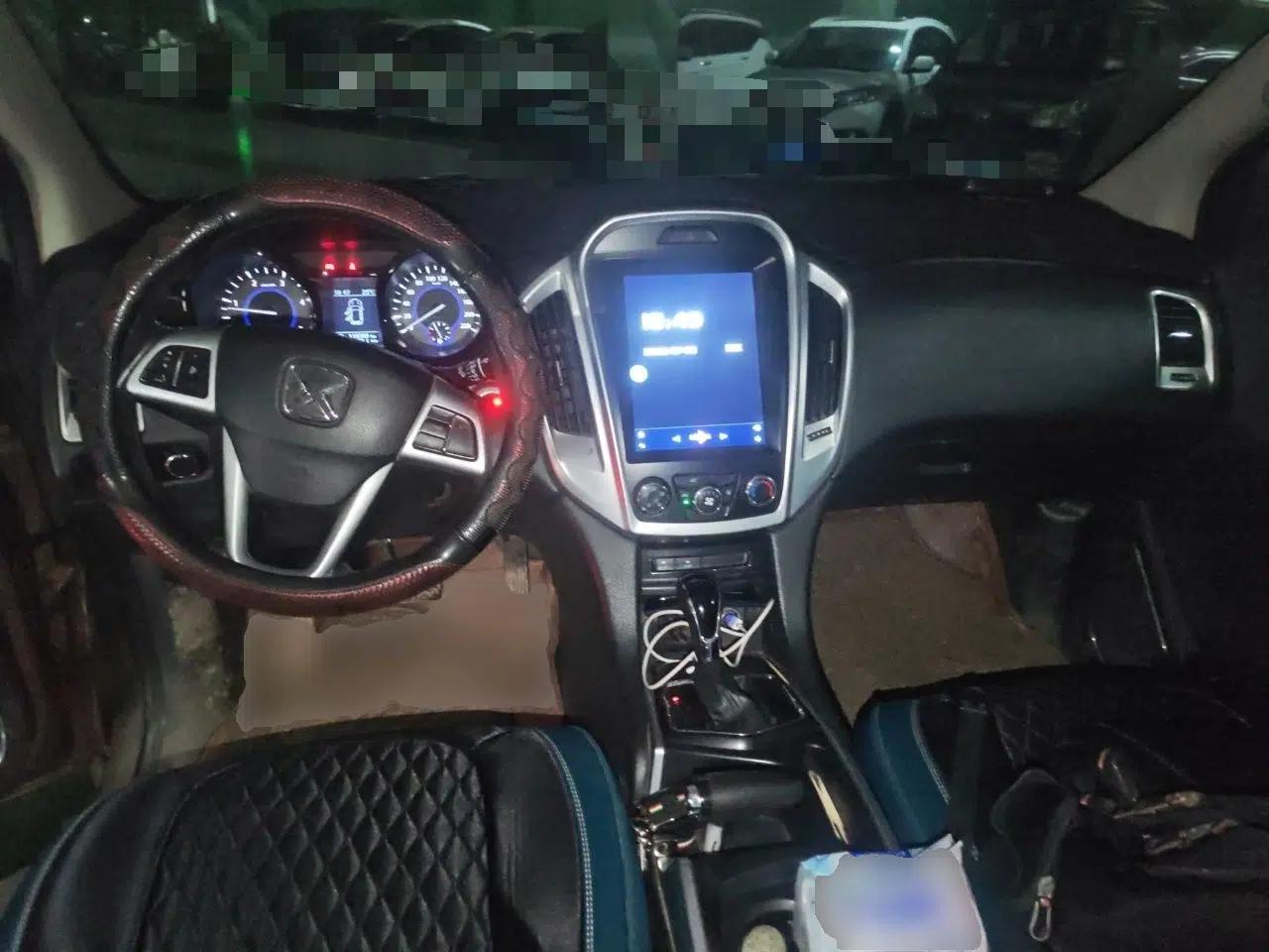 JMC Yusheng S350 2014 2.4T Automatic 4x4 Diesel Luxury Version with Sunroof 5 Seats — миниатюра 9