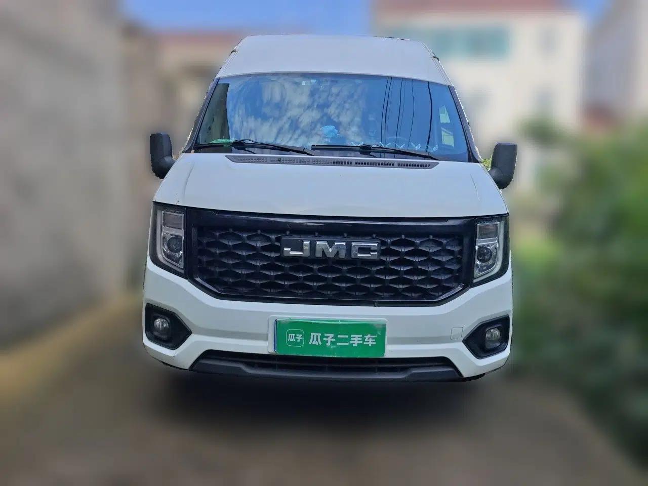 JMC Fushun 2022 2.0T Manual Van with Long Wheelbase Mid-Height Roof and 3 Seats — миниатюра 2