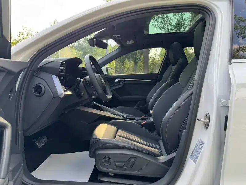 Audi A3 2023 Facelift A3L Limousine 35 TFSI Sporty Edition — миниатюра 16