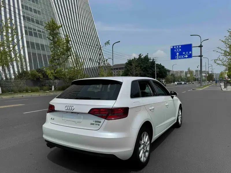 Audi A3 2014 Sportback 35 TFSI Automatic Entry-Level Model — миниатюра 6