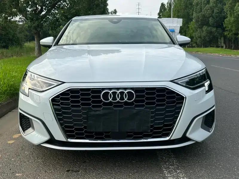 Audi A3 2021 Sportback 35 TFSI Progressive Elegance — миниатюра 2