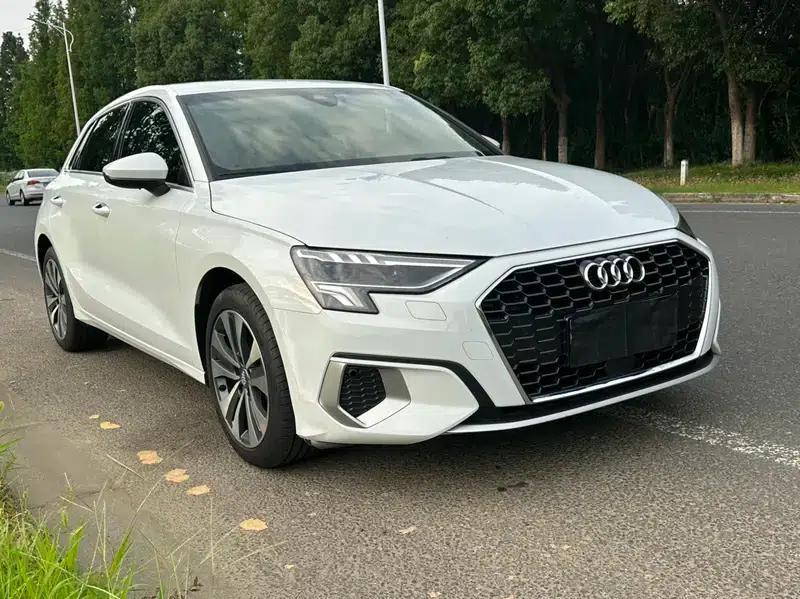 Audi A3 2021 Sportback 35 TFSI Progressive Elegance — миниатюра 3