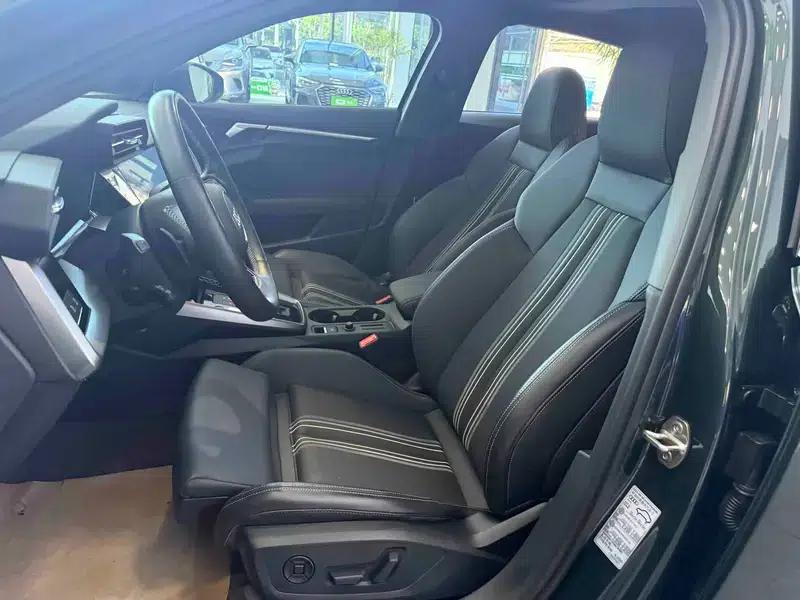 Audi A3 2023 Facelift A3L Limousine 35 TFSI Sporty Edition — миниатюра 17