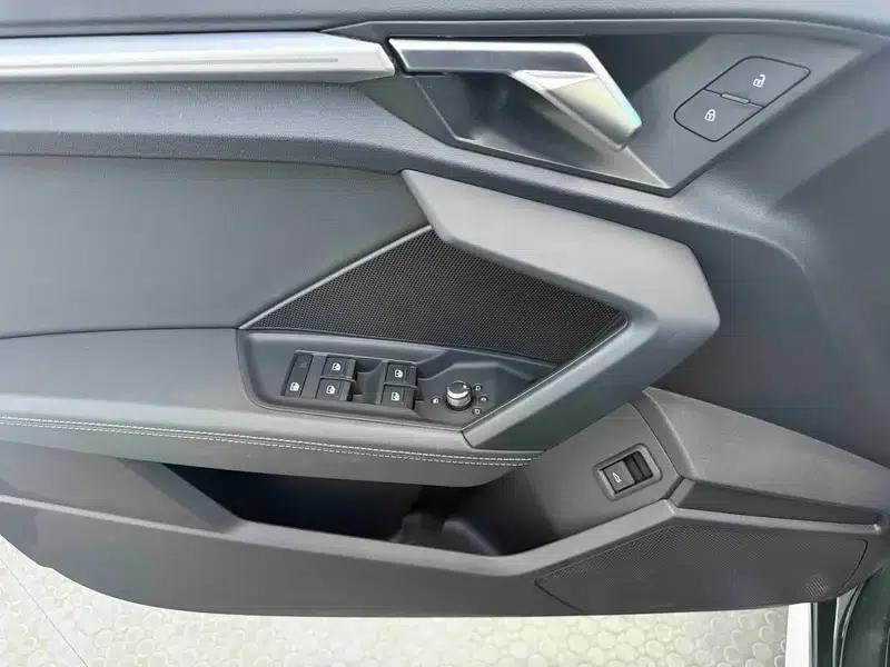 Audi A3 2023 Facelift A3L Limousine 35 TFSI Sporty Edition — миниатюра 9