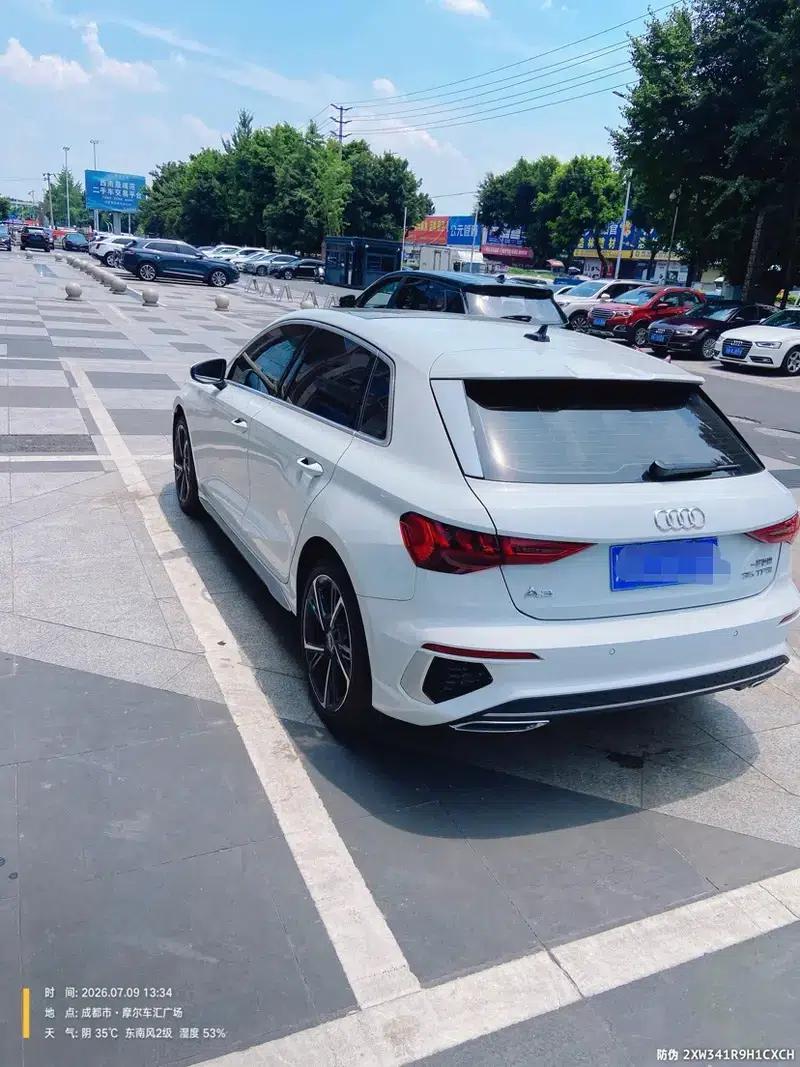 Audi A3 2023 Sportback 35 TFSI Fashion Sport — миниатюра 4