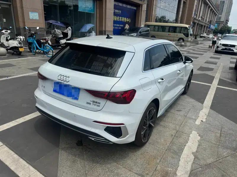 Audi A3 2023 Sportback 35 TFSI Fashion Sport — миниатюра 5